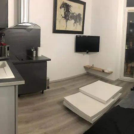 Appartement Superbe En Plein Centre De Nice! *